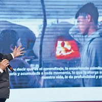 Universidades de AMLO, sin derechos laborales