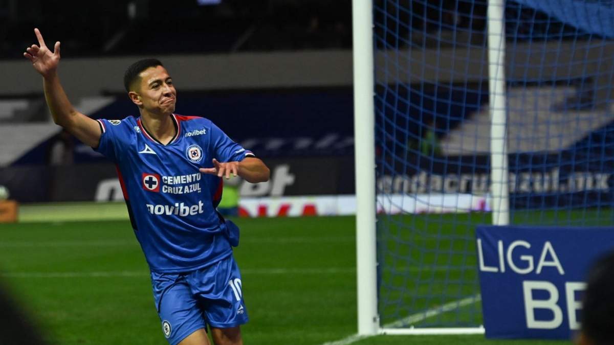 Cruz Azul estrena entrenador con goleada 4-1 sobre Necaxa, en el Estadio Banorte