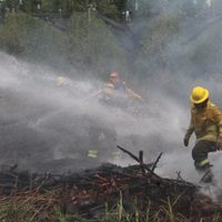 Se registró un importante incendio en la zona de chacras de Centenario
