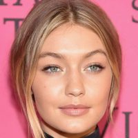 ¡Inesperado! Gigi Hadid abandona la moda para volverse... ¿En qué está pensando?