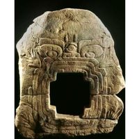 México recupera el Monumento 9, la pieza Olmeca más buscada del país