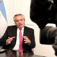 "Nosotros no somos ladrones": Alberto Fernández tras el escándalo por los sobreprecios