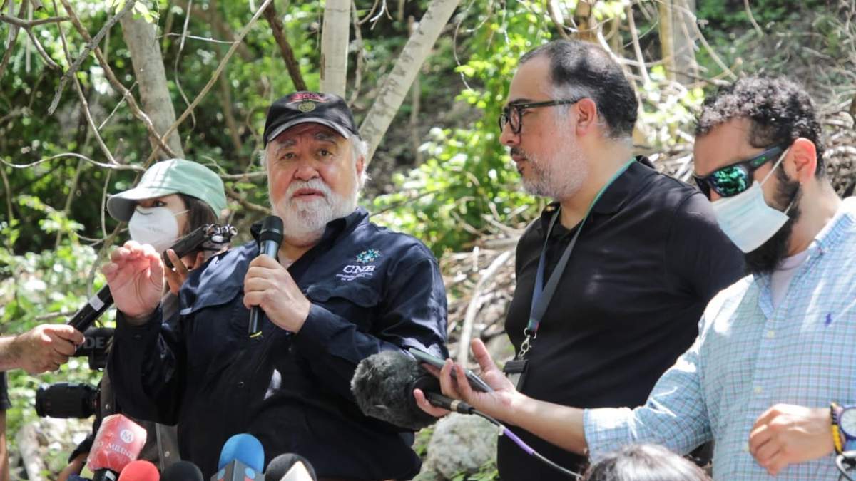 Encinas y Gómez encabezan la búsqueda de los normalistas, a 7 años de la desaparición