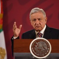 AMLO renuncia a tiempos oficiales en radio y televisión
