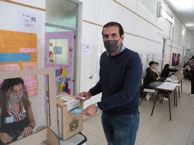Pablo Cervi votó y cambió su rol para mantener el apoyo: qué decidió el candidato