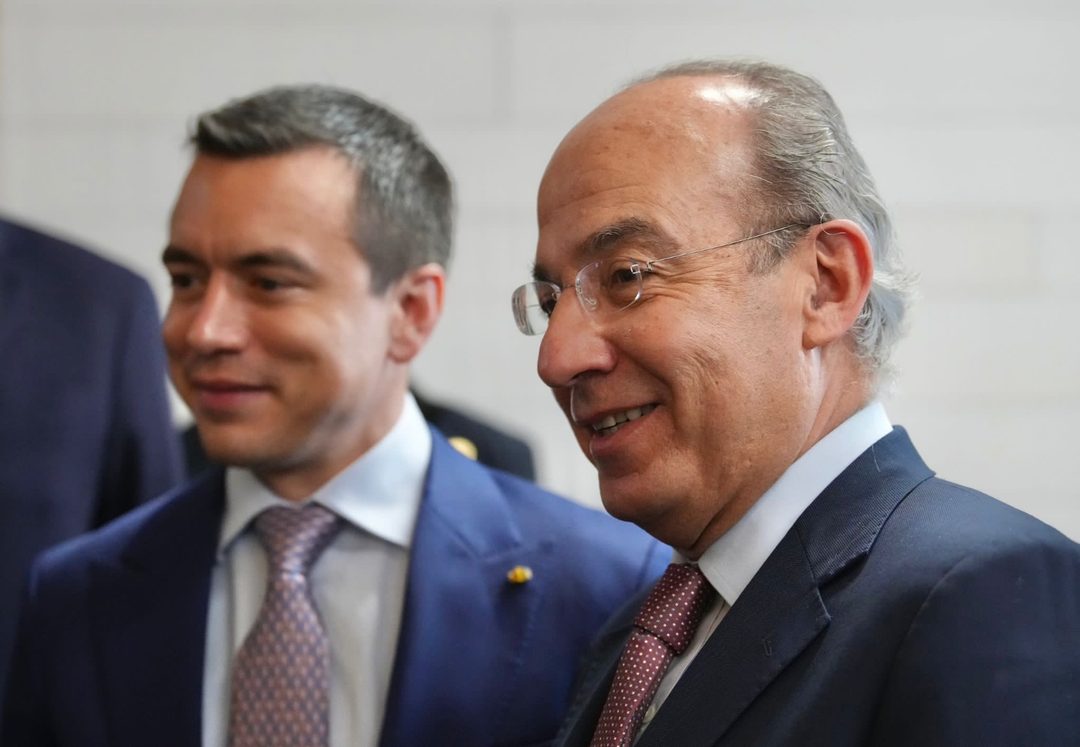 Caldero´n con Noboa