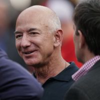 Jeff Bezos vende acciones de Amazon valoradas en 2 mil millones de dólares