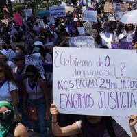 Mujeres protestan en CDMX por muerte de Debanhi Escobar