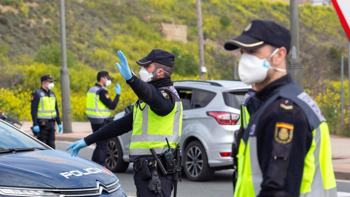 Policías. Fuente: (Twitter)