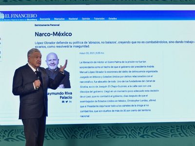 AMLO defiende el "quién es quién en las mentiras"; críticos quieren el "monopolio de la verdad"
