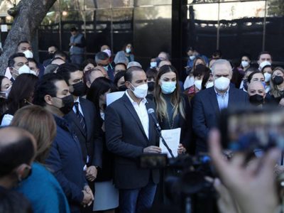 Gritan “ratas homofóbicas” a panistas, y ellos agradecen