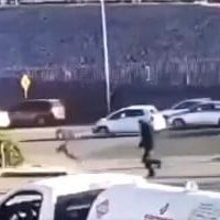 Sicarios salen corriendo tras ser embestidos por el Ejército en Nogales, Sonora (Video)