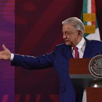 Mis hijos y mi esposa no se meterán en proceso de Morena para elegir candidato: AMLO