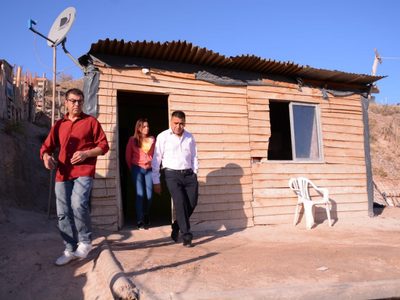 Ramón Rioseco visitó barrios del oeste y resaltó los problemas que sufren los vecinos