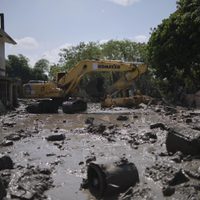 SEP: Seguro ampara con tres mil 200 millones de pesos a escuelas dañadas por inundaciones