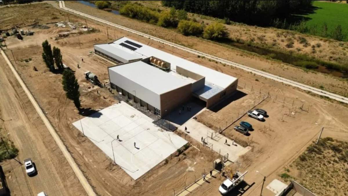Neuquén pondrá en funcionamiento siete edificios escolares en distintos puntos del territorio. Fuente: (Gobierno de Neuquén)