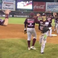Tomateros toma ventaja en la Serie; blanqueó otra vez a Mayos