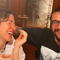 ¡Demasiada buena onda! Jimena Barón y el inesperado gesto que recibió de Osvaldo. ¡Qué dedicatoria!
