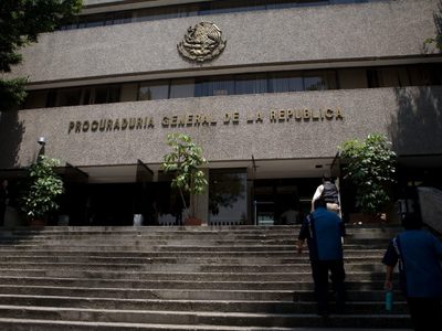 Corte niega amparo a exfiscal de la SEIDO sentenciado por vender información al Cártel de Sinaloa