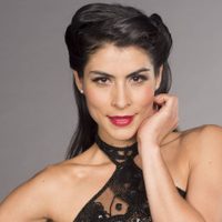 ¡Sin desperdicio! La atrevida forma de María León para hacer la limpieza