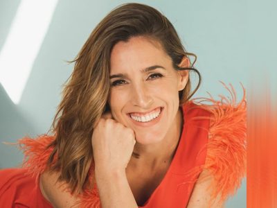 El infaltable: Soledad Pastorutti completó su outfit total denim con su accesorio preferido