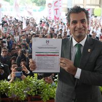 El PRI mete el acelerador: se registra Ochoa y mañana lo unge como su nuevo dirigente