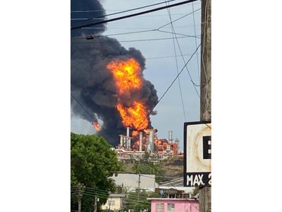 Incendio en refinería de Minatitlán "fuerte y aparatoso"; hay que ver cómo se produjo: AMLO