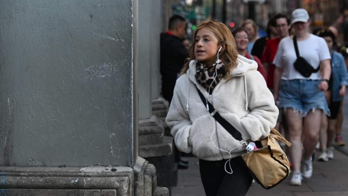 Se recomienda usar al menos tres capas de ropa, de preferencia de algodón o lana