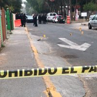 Reportan dos muertes en la CDMX: una mujer baleada y un anciano atropellado
