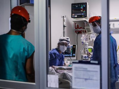 Más de 102 mil personas fallecieron a causa del coronavirus en la Argentina