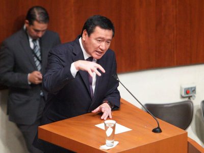 Tunden en el Senado al 'súper secretario” Osorio Chong; le achacan la inseguridad y lo acusan de tráfico de influencias