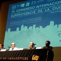 Por la 'supervivencia de la ciudad”: Arquitectura de alta tecnología