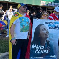 Venezolanos en Florida celebran caída de Maduro en operación militar de EU