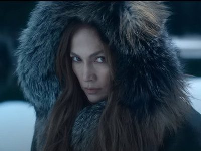 Jennifer López, una asesina salvaje en el brutal tráiler de "La madre", de Netflix