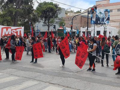Unidad Piquetera volvió a las calles para rechazar un nuevo recorte de los programas sociales