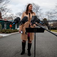 Aún sobre la mesa declarar emergencia para construir valla de acero: Casa Blanca