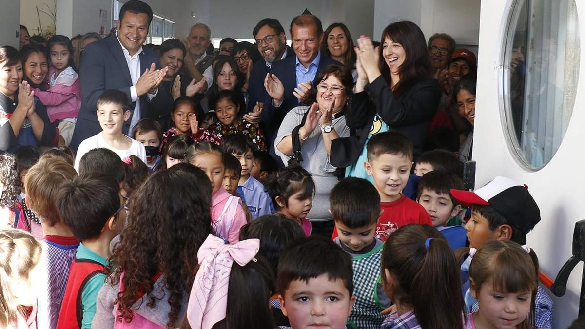 Provincia inauguró una nueva edificación del Jardín de Infantes N 69 ubicado en Plottier. Fuente: (Facebook)