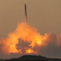 Cohete de SpaceX pierde nave espacial poco después de despegar