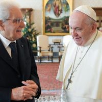 El Papa se reúne con el presidente italiano Mattarella durante 45 minutos