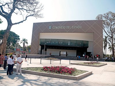 "Procedimiento relámpago" contra el gobernador de Morelos