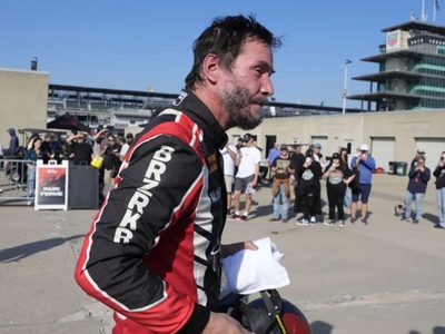 Keanu Reeves debuta en las carreras de autos profesionales