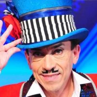 ¡Recapacitó! Aníbal Pachano ahora toma medidas. ¡Barbijo Glam!