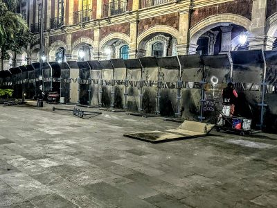Autoridades blindan el Palacio de Gobierno de Morelos previo al 8M