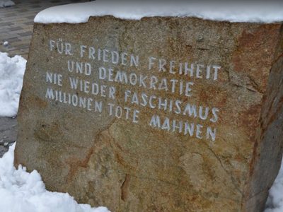 La ciudad natal de Hitler vota por conservar el monumento antifascista frente a la casa del dictador