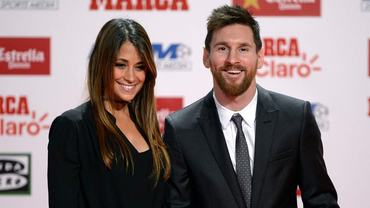 Antonela Roccuzzo y Lionel Messi. Fuente: (Instagram)