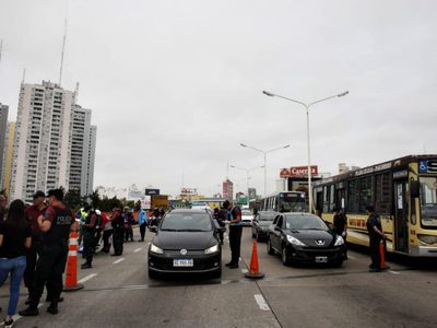 ¡Un desierto! Bajó la actividad en las calles de la Ciudad de Buenos Aires por la cuarentena