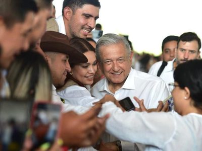 "Es hasta un timbre de orgullo": así respondió AMLO a los señalamientos de Lilly Téllez