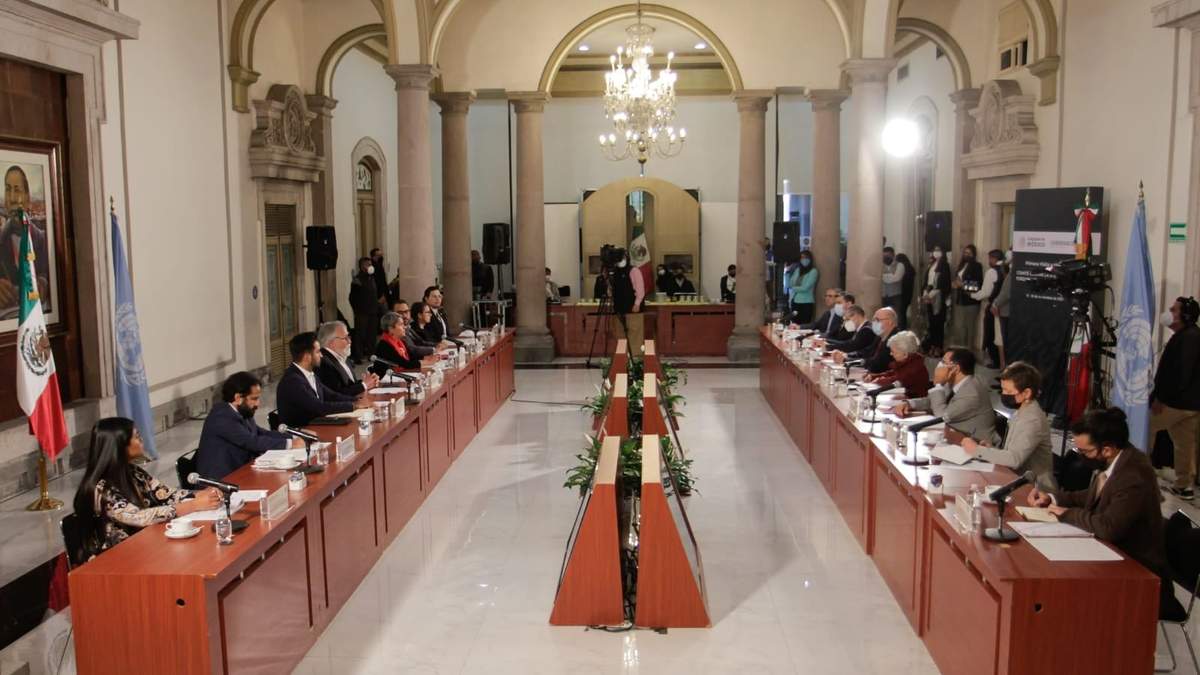 Encinas aseguró que "estamos construyendo un nuevo paradigma en las políticas públicas"