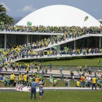 Simpatizantes de Bolsonaro invaden el Congreso de Brasil en una manifestación contra Lula