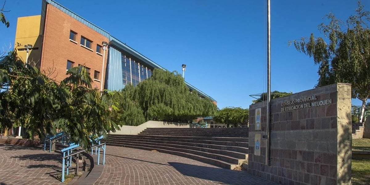 Si no tienen respuestas, se paralizará la educación en contexto de encierro en toda la provincia. Fuente: (Neuquén Informa)